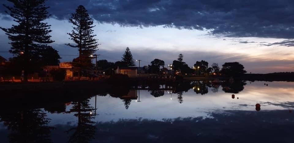 That Seaside Cottage - Fully Equipped Home, 4 Bedrooms On The Foreshore Tooradin Exterior foto