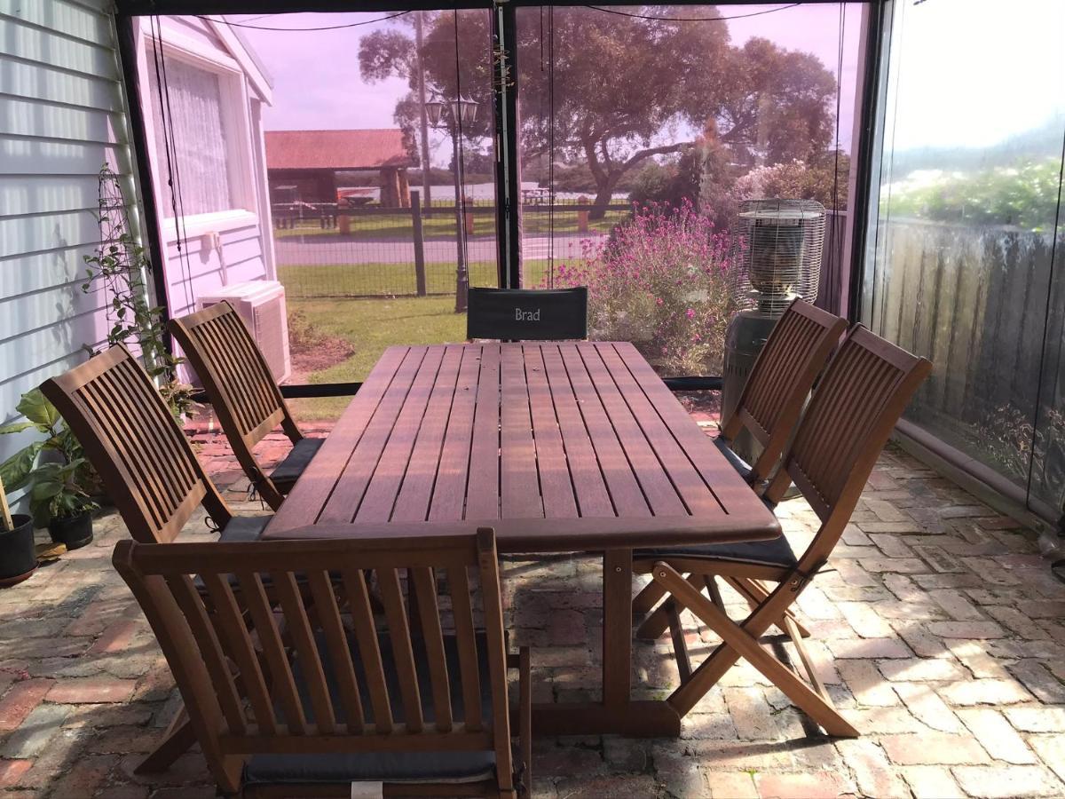 That Seaside Cottage - Fully Equipped Home, 4 Bedrooms On The Foreshore Tooradin Exterior foto