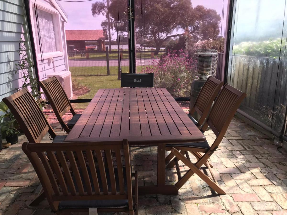 That Seaside Cottage - Fully Equipped Home, 4 Bedrooms On The Foreshore Tooradin Exterior foto